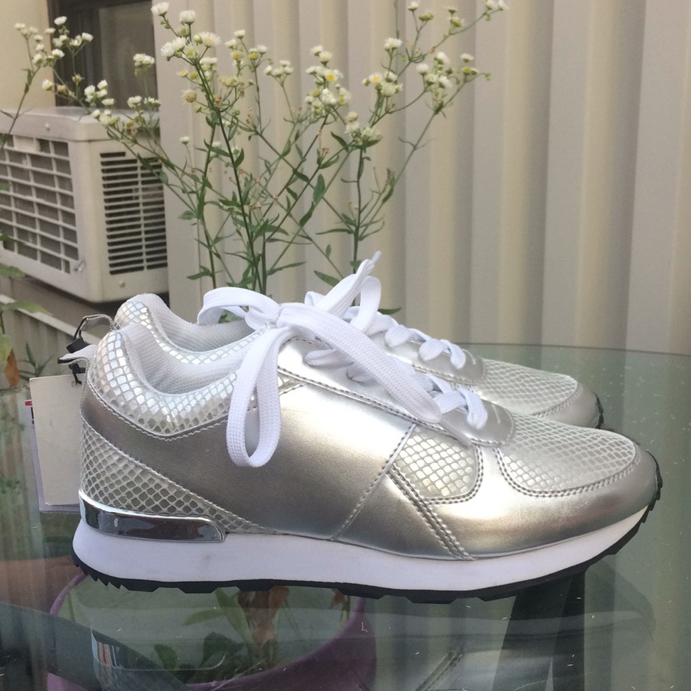 Brand new ZARA silver sneakers